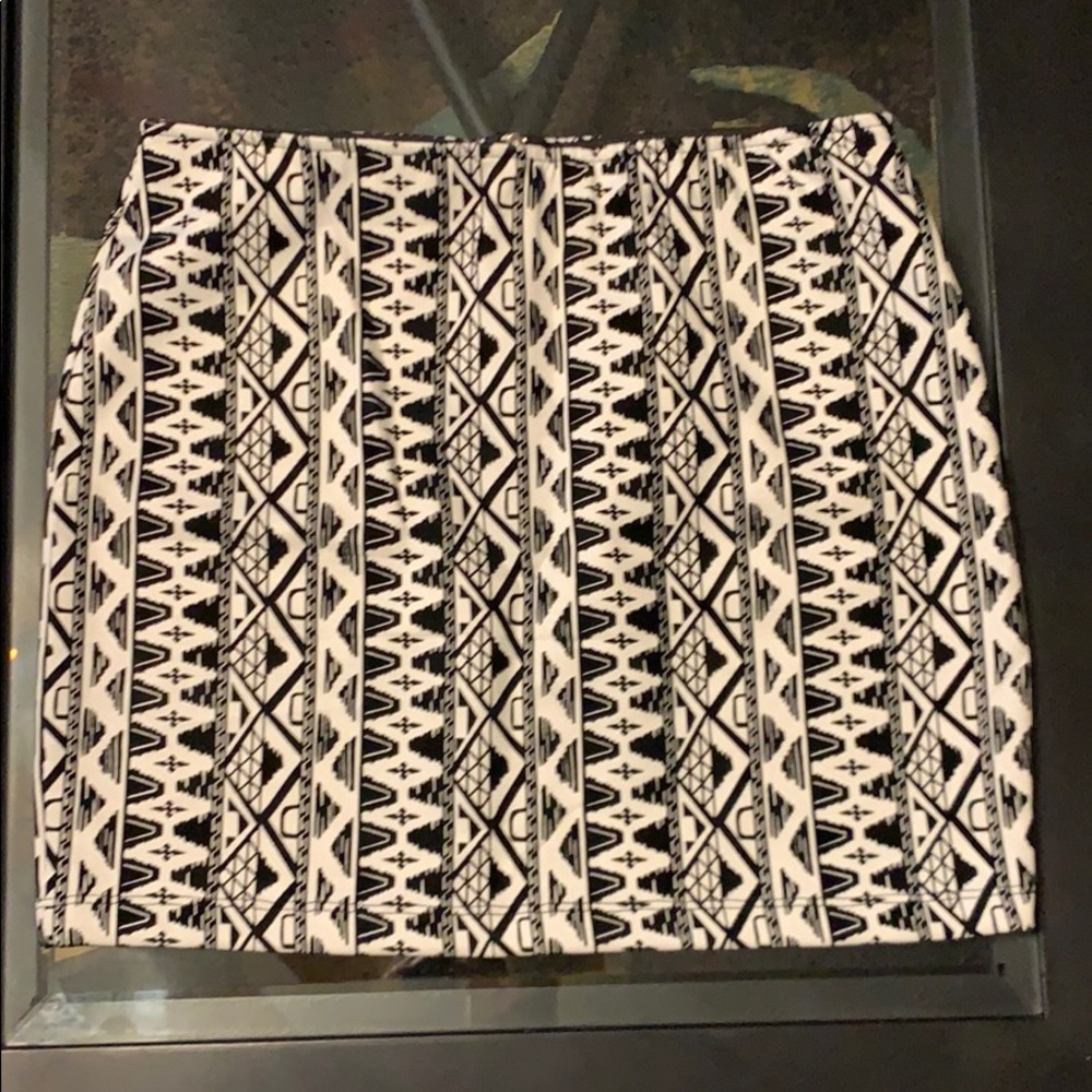Forever 21 Size M Skirt